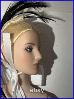 Tonner Antoinette Dramatic 16 Nude Doll 2009 LE 400