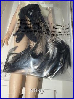 Tonner Antoinette Dramatic 16 Nude Doll 2009 LE 400
