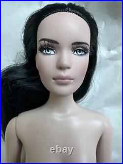 Tonner Antoinette TYLER WENTWORTH 2016 NUDE CENTERPIECE CONVENTION 16 DOLL