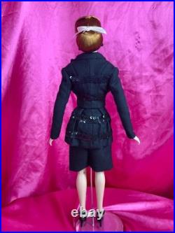 Tonner Basically Brenda Starr Doll + Theatre de la Mode La Petite Noir Outfit LE