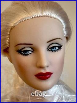 Tonner Cami ANTOINETTE CHILLED DOll Rare PLATINUM BLONDE 16 LE300 OOB Mint