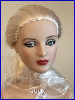 Tonner Cami ANTOINETTE CHILLED DOll Rare PLATINUM BLONDE 16 LE300 OOB Mint