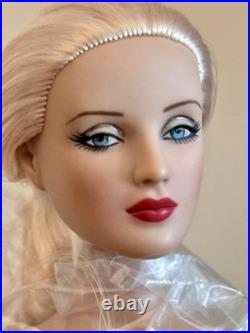 Tonner Cami ANTOINETTE CHILLED DOll Rare PLATINUM BLONDE 16 LE300 OOB Mint