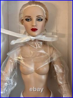 Tonner Cami ANTOINETTE CHILLED DOll Rare PLATINUM BLONDE 16 LE300 OOB Mint