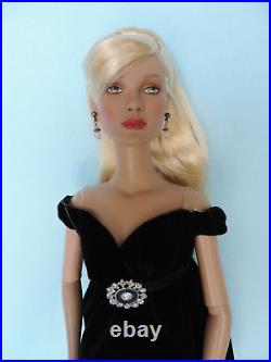 Tonner Charlotte City Style in Classic Elegance