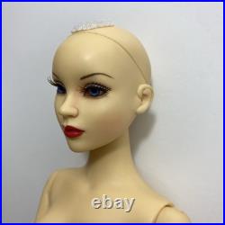 Tonner Convention Resin Doll Lady G In Tyler Wentworth Dress with Extra Wigs READ