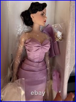 Tonner Deeanna Denton Plum Royale 17 in Fashion Doll T8DDDD02