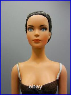 Tonner Doll 16 Tyler Wentworth RTW Luxury Raven Cherished Friends Limited 250