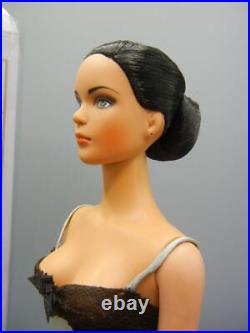 Tonner Doll 16 Tyler Wentworth RTW Luxury Raven Cherished Friends Limited 250