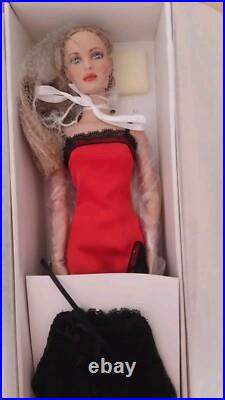 Tonner Doll SWEETHEART STYLE METRODOLLS NRFB Doll