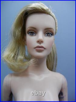 Tonner Doll Tyler Wentworth 16 Nude Sydney Chase Brown Eyes Blonde Pony Tail Tonner Doll Tyler Wentworth 16 Nude Sydney Chase Brown Eyes Blonde Pony Tail