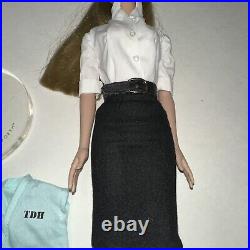 Tonner Doll Tyler Wentworth Signature Style AR Blonde Ponytail Blue Eyes