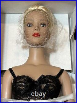Tonner Doll Tyler Wentworth Signature Style AR Blonde Updo
