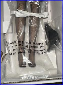Tonner Doll Tyler Wentworth Signature Style AR Brunette TW9435 NEW NRFB