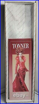 Tonner Doll Tyler Wentworth Signature Style AR RED TW0306 NEW NRFB