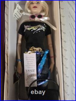 Tonner Doll Tyler Wentworth Tres Chic Denim Charlotte Doll& Outfit