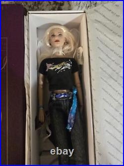 Tonner Doll Tyler Wentworth Tres Chic Denim Charlotte Doll& Outfit