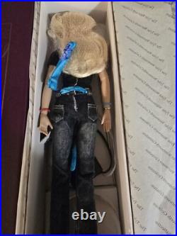 Tonner Doll Tyler Wentworth Tres Chic Denim Charlotte Doll& Outfit