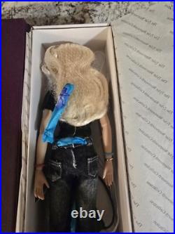 Tonner Doll Tyler Wentworth Tres Chic Denim Charlotte Doll& Outfit
