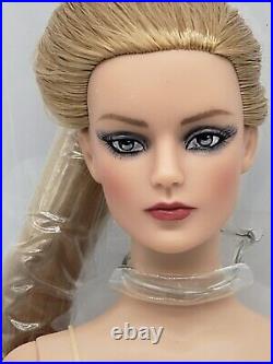 Tonner Doll ULTRA BASIC SYDNEY CHASE 16 LE(300) NRFB MIB COA from 2009