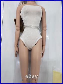 Tonner Doll ULTRA BASIC SYDNEY CHASE 16 LE(300) NRFB MIB COA from 2009