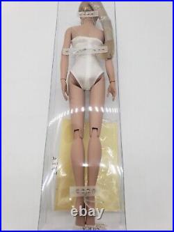 Tonner Doll ULTRA BASIC SYDNEY CHASE 16 LE(300) NRFB MIB COA from 2009