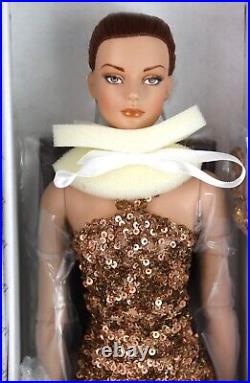 Tonner Dolls 24 KT Sydney Chase Redhead Evening Gown NRFB 2007 16