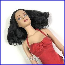 Tonner Dolls Tyler Wentworth Ready To Wear Rouge Sydney TW9428 Special Edition