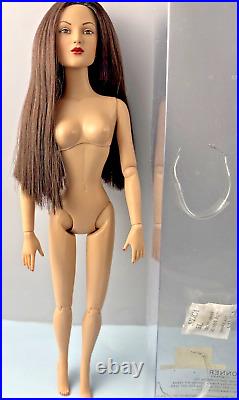 Tonner Dolls Wentworth 2008 Ultra Basic AVA 16 Fashion Doll nude LE 500 COA