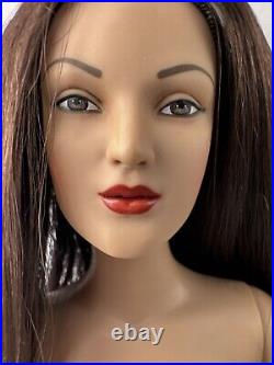 Tonner Dolls Wentworth 2008 Ultra Basic AVA 16 Fashion Doll nude LE 500 COA