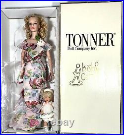 Tonner Eternal Love Sydney Chase, Mother and child set, used Mint LE 300