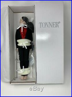 Tonner Freedom For Fashion Doll Hogyo Yoshio In Original Box 19-790