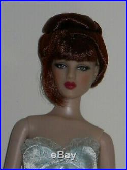Tonner Glowing Muse Basic Cameo Antoinette T10FMBD01 Tonner 2010 2 Wigs Cami Jon