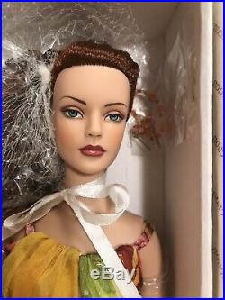 Tonner HAUTES COULEURS Sydney Paris Doll Convention Exclusive NRFB Rare Only 200