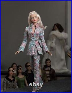 Tonner Ice Blue Sydney Chase 16 Doll #TW2409 NRFB