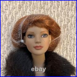 Tonner Lady Manhattan 2005 and American Model doll LE 300 22 inch