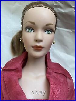 Tonner Little Luxuries Persimmon Dealer Exclusive Tyler Wentworth 16 Le100 Doll