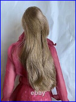 Tonner Little Luxuries Persimmon Dealer Exclusive Tyler Wentworth 16 Le100 Doll