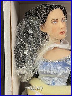 Tonner Lord of the Rings 16 Arwen Evenstar Doll NEW IN BOX! 52965