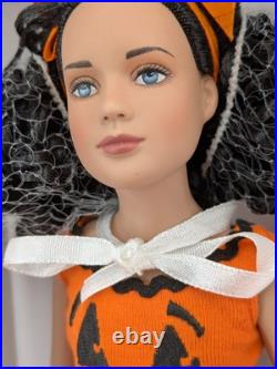 Tonner MARLEY'S BEST HALLOWEEN LE 300 Trick Or Treat Fashion Doll 12 Wentworth Tonner MARLEY'S BEST HALLOWEEN LE 300 Trick Or Treat Fashion Doll 12 Wentworth