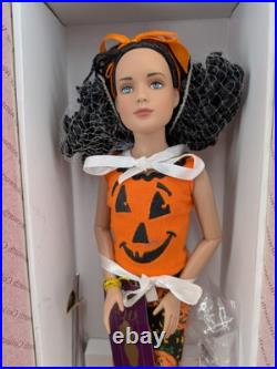 Tonner MARLEY'S BEST HALLOWEEN LE 300 Trick Or Treat Fashion Doll 12 Wentworth Tonner MARLEY'S BEST HALLOWEEN LE 300 Trick Or Treat Fashion Doll 12 Wentworth