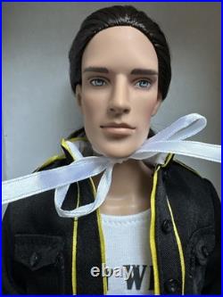 Tonner MATT Tyler Wentworth 2008 Collection JEREMY VOSS DRESSED 17 DOLL with Box Tonner MATT Tyler Wentworth 2008 Collection JEREMY VOSS DRESSED 17 DOLL with Box