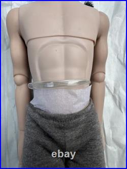 Tonner MATT Tyler Wentworth 2009 ULTRA BASIC RAVEN JEREMY VOSS 17 DOLL NRFB LE