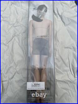 Tonner MATT Tyler Wentworth 2009 ULTRA BASIC RAVEN JEREMY VOSS 17 DOLL NRFB LE