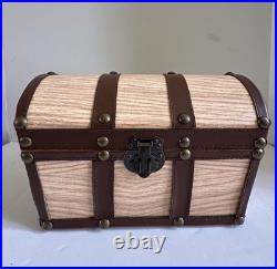 Tonner Marley's Halloween Treasure Trunk