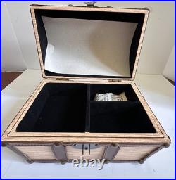 Tonner Marley's Halloween Treasure Trunk