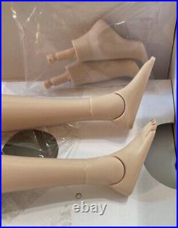 Tonner NUDE Arwen Evenstar from The Lord of the Rings preowned extra feet
