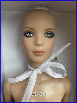 Tonner NUDE TYLER WENTWORTH ALL GLAMOUR DELUXE BASIC 16 Fashion Doll BW BODY
