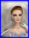 Tonner-Nod-from-the-2011-Tonner-Convention-LE-125-New-01-fhkx