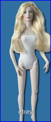 Tonner Nu Mood Breathless Fashion Basic Lilly 16 Fashion Doll-le 500